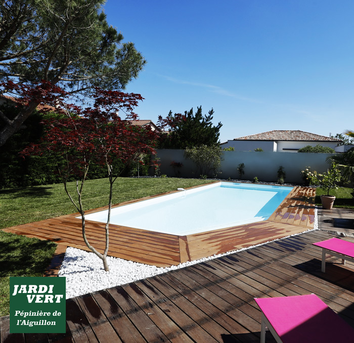 Construction d'une terrasse en bois et piscine, aménagement de jardin à Muret - Jardi Vert, paysagiste